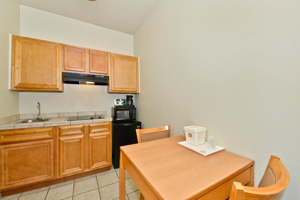 Comfort Suites Amarillo Kültér fotó